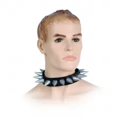Collar de pinchos